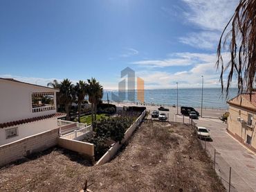 Terreny residencial en venda a Benajarafe