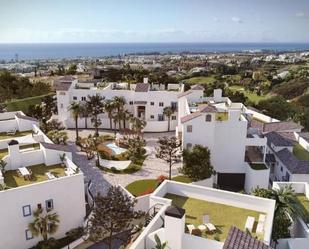 Exterior view of Flat for sale in Benahavís  with Air Conditioner, Private garden and Parquet flooring