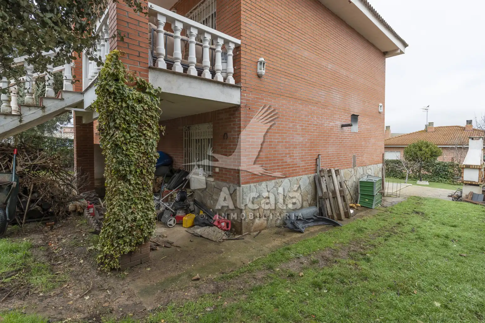 Vista exterior de Casa o chalet en venta en Torrejón del Rey con Calefacción y Piscina