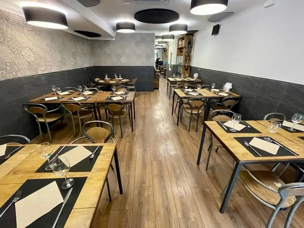 Local comercial en traspàs a Molins de Rei, imagen 5