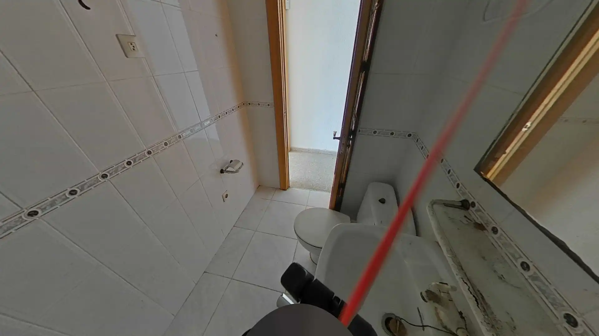 Bathroom of Flat for sale in Granada  with Terrace