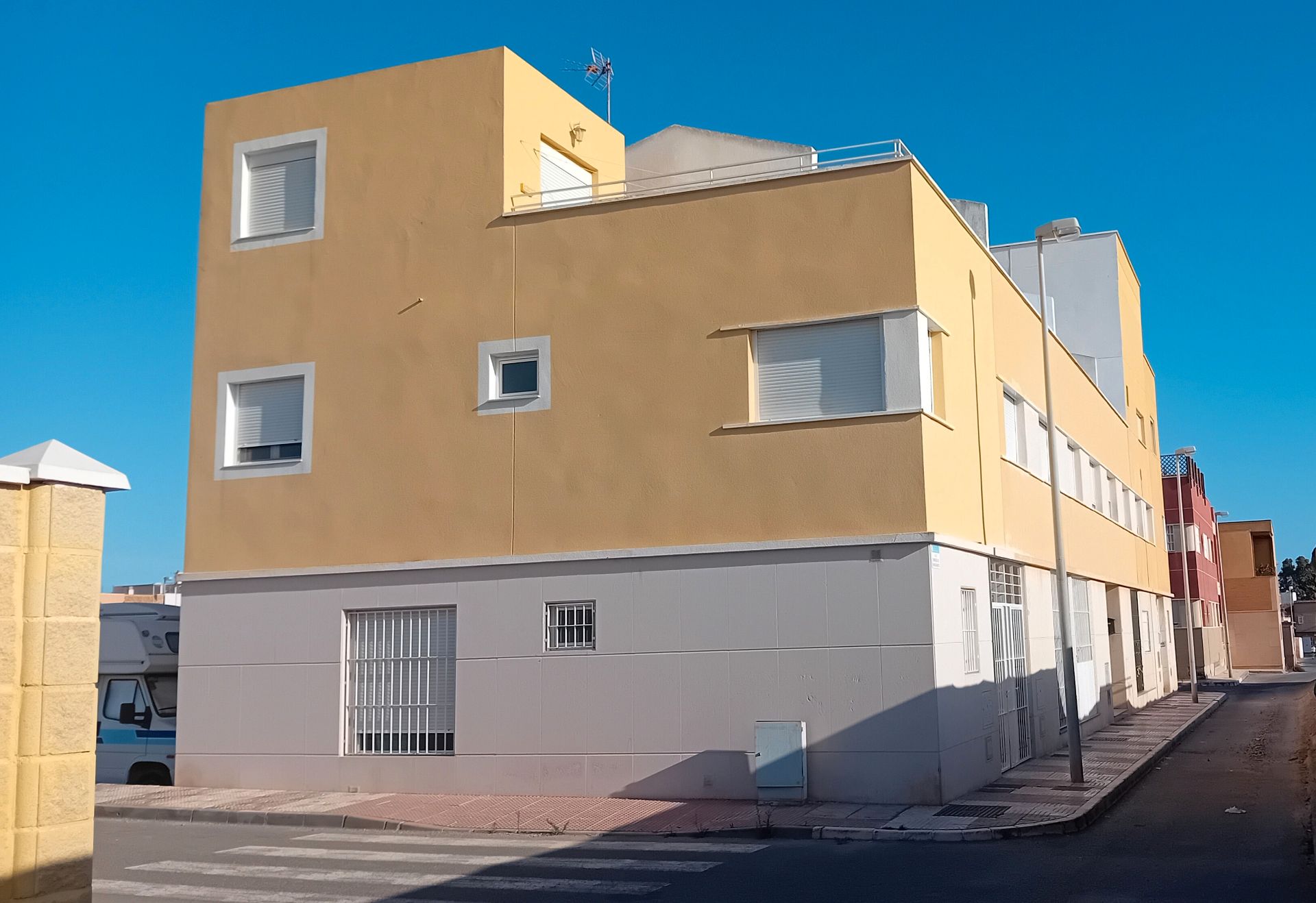 Casa adosada en venda a Calle Enrique el Navegante, 32, El Sabinar – Urbanizaciones – Las Marinas – Playa Serena, Roquetas de Mar ciudad
