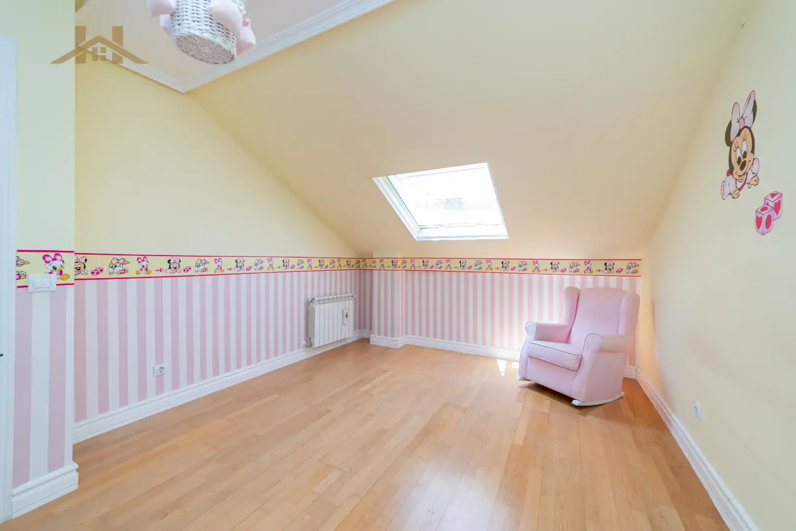 Schlafzimmer von Einfamilien-Reihenhaus zum Verkauf in Seseña mit Klimaanlage, Heizung und Privatgarten
