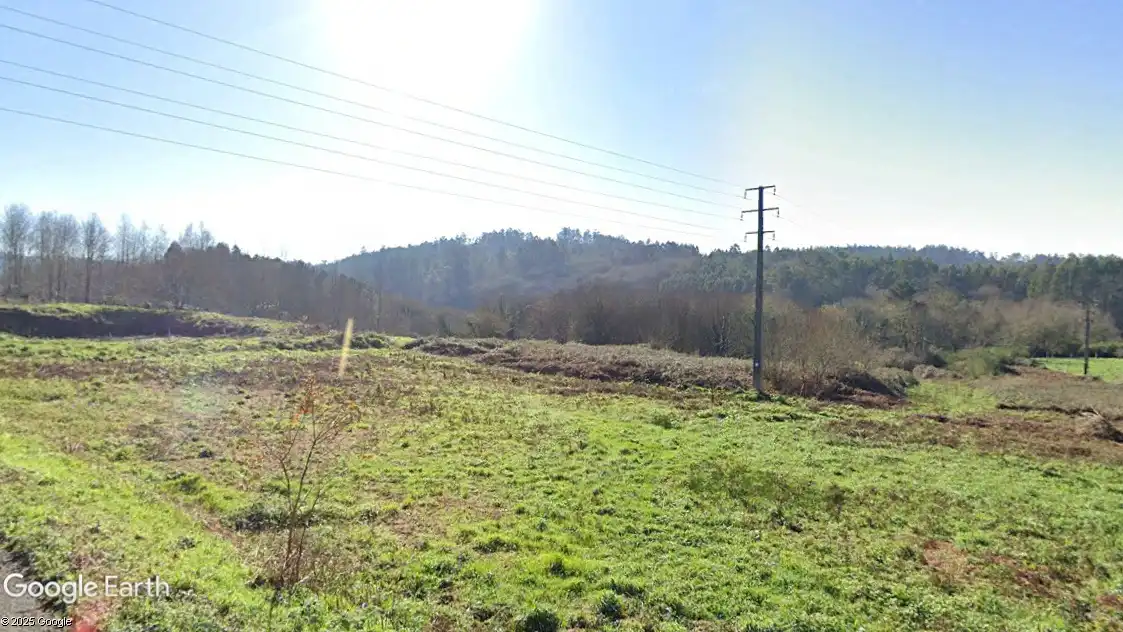 Terreno rústico en venta en Negreira