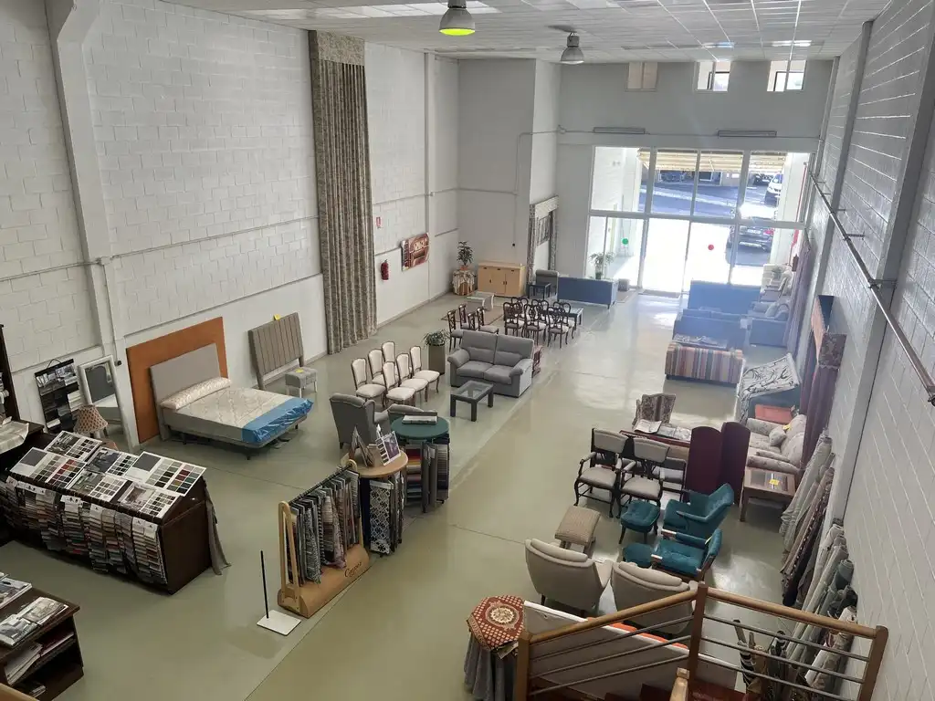 Nave industrial de alquiler en Ames