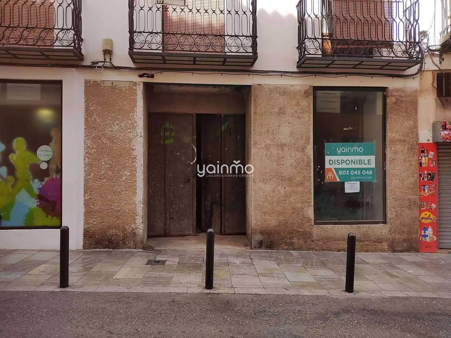 Vista exterior de Local de lloguer en Jaén
