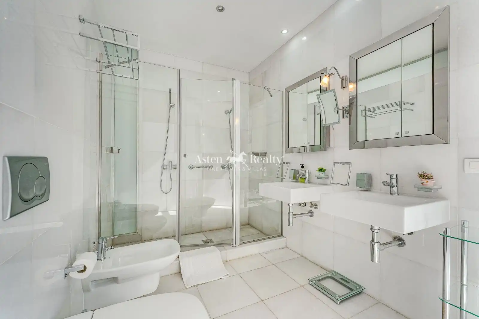 House with pool for sale in Londres, imagen 33