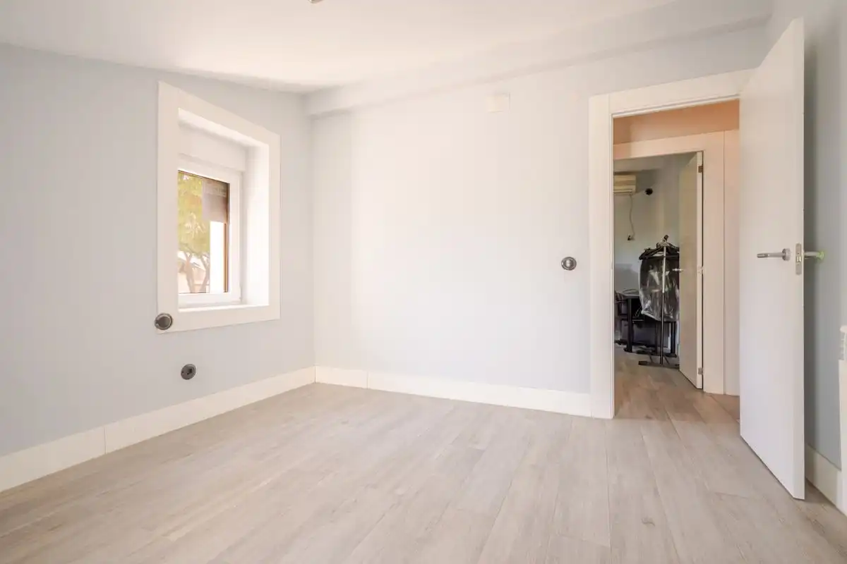 Habitación de Casa o chalet en venta en Boadilla del Monte con Aire acondicionado, Calefacción y Jardín privado