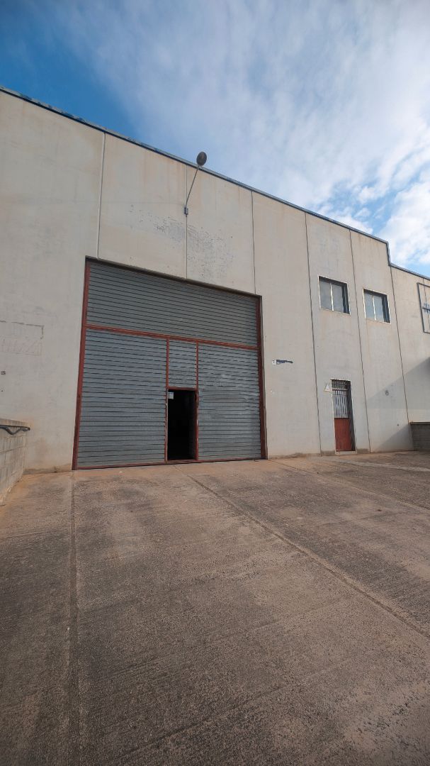 Exterior view of Industrial buildings for sale in El Vendrell