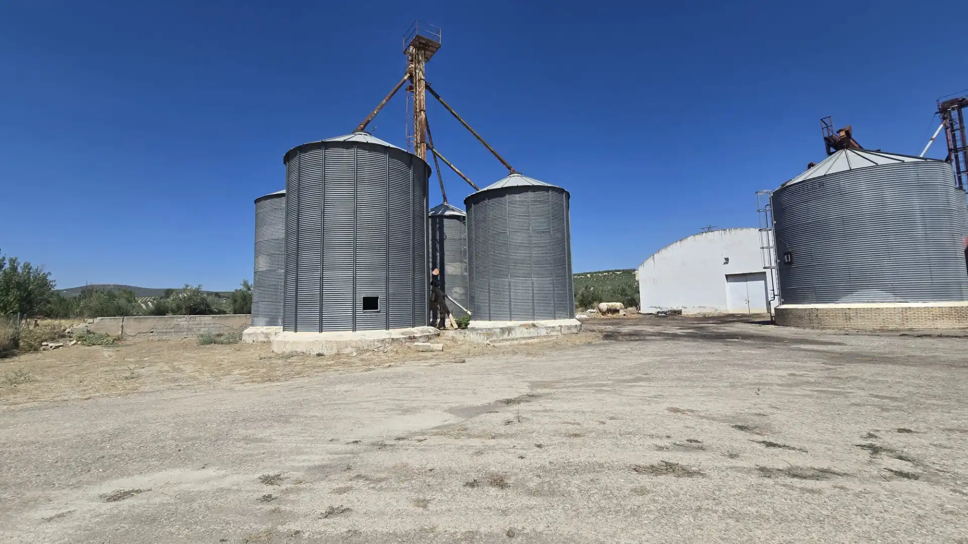 Nau industrial en venda a Cazorla, imagen 2