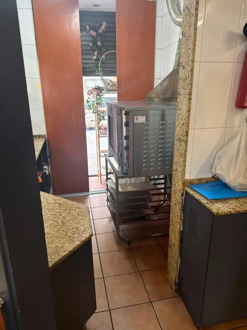 Local comercial en traspaso en Nord-est, imagen 4