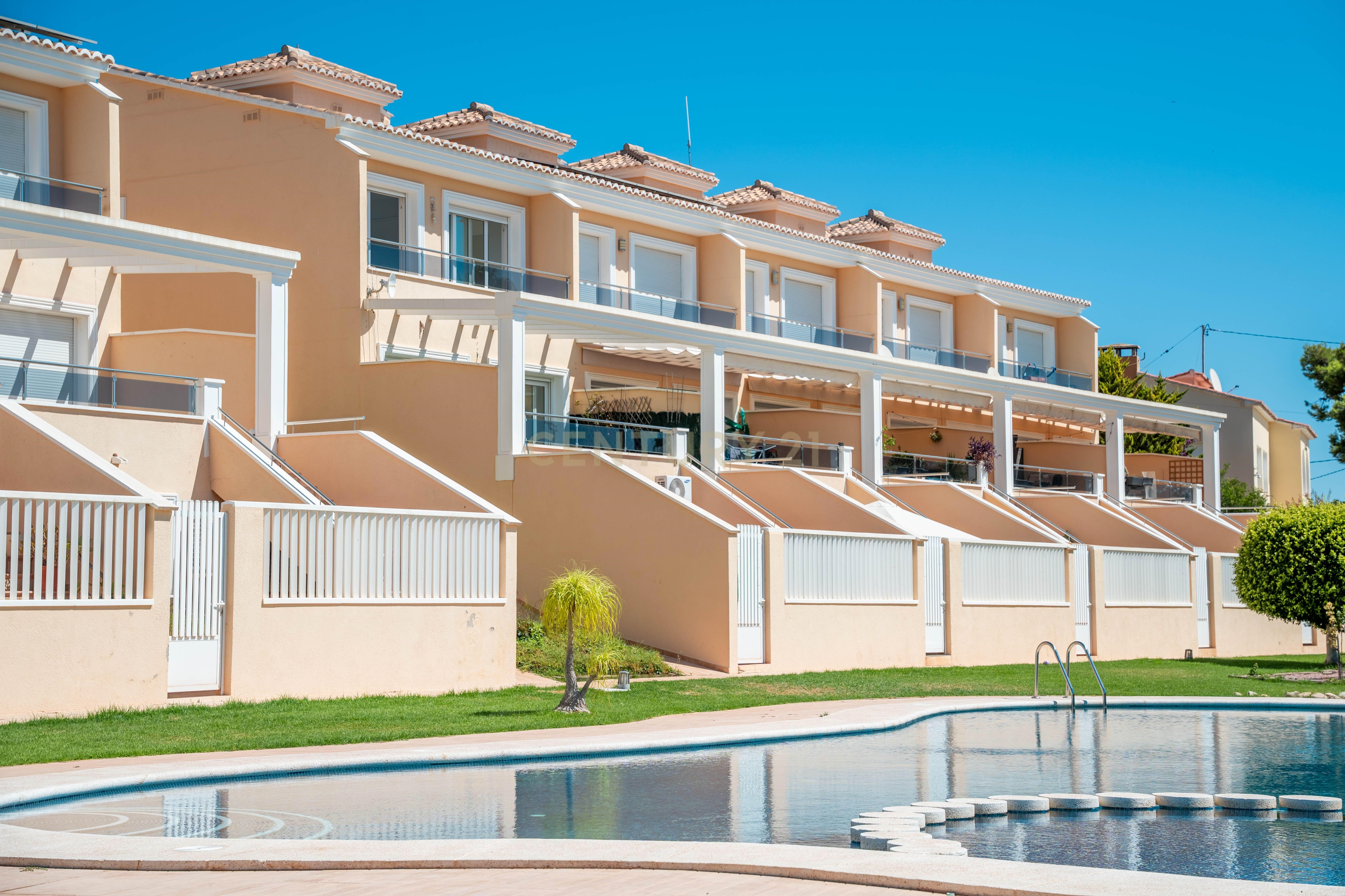 Vista exterior de Casa o chalet en venta en Calpe / Calp con Aire acondicionado, Calefacción y Terraza