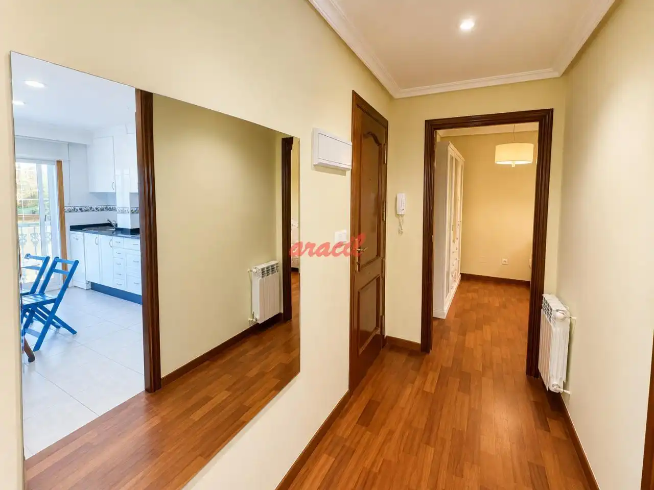 Apartament de lloguer en Ourense Capital  amb Calefacció, Moblat i Balcó