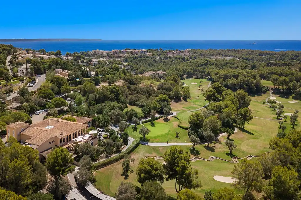 Exterior view of Houses for sale in Calvià  with Air Conditioner, Private garden and Terrace
