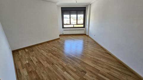 Photo 3 of Apartment for sale in Cuatro Vientos, Ponferrada