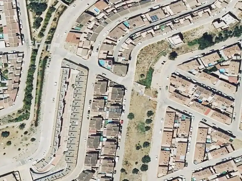 Casa in vendita a CL. ANTONIO MAIRENA 30 Sin planta 00000
