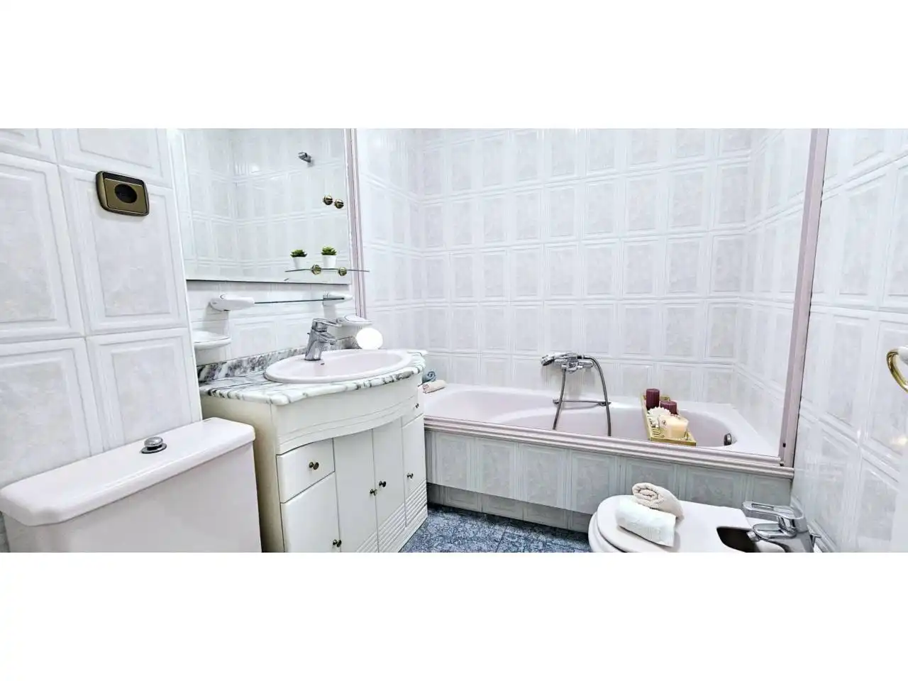 Baño de Piso en venta en Molina de Segura con Aire acondicionado, Calefacción y Terraza