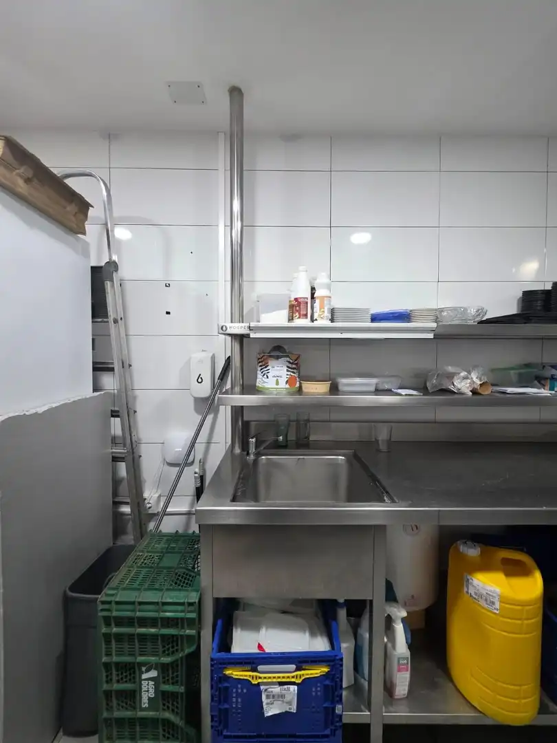 Geschaftsraum zur Miete in Barrio del Centro