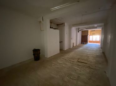 Local comercial en venta en Calle de Montevideo