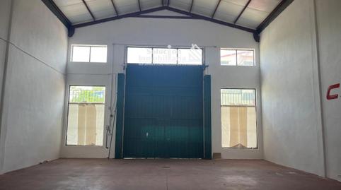 Foto 2 von Fabrikhallen zur Miete in Rollo - Puente Ladrillo, Salamanca Capital