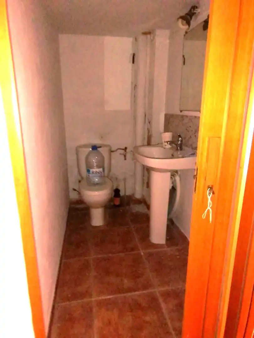 Local comercial en venda a Llevant, imagen 3