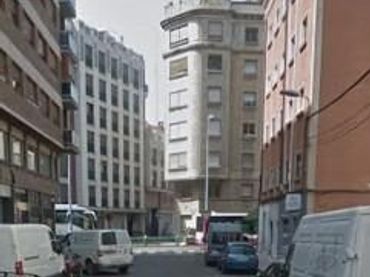 Pis en venda a Calle MARIA MOLINA