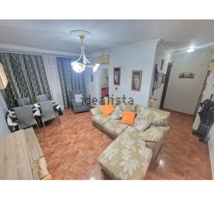 Sala d'estar de Pis en venda en  Sevilla Capital