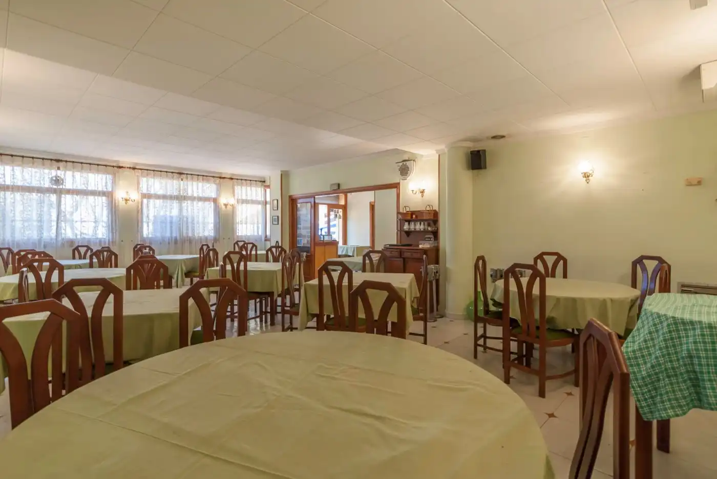 Business premises for sale in Calle CASTILLA LEÓN, imagen 8