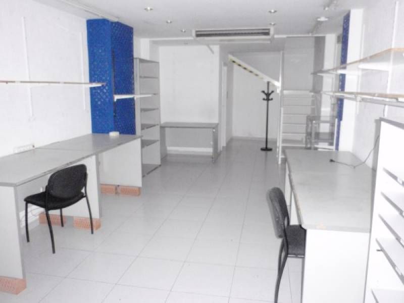 Geschaftsraum zum Verkauf in Calle SANGENIS, 16, Barrio de Delicias