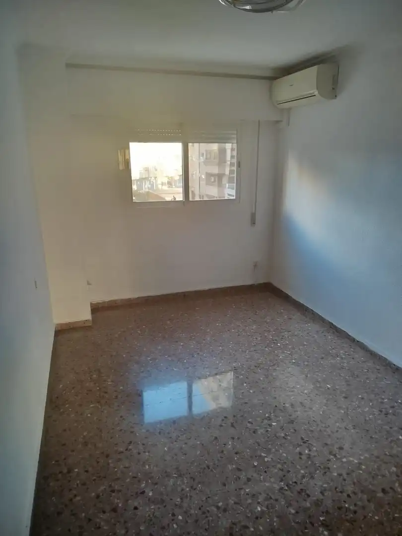 Bedroom of Flat for sale in Xirivella  with Air Conditioner, Terrace and Balcony