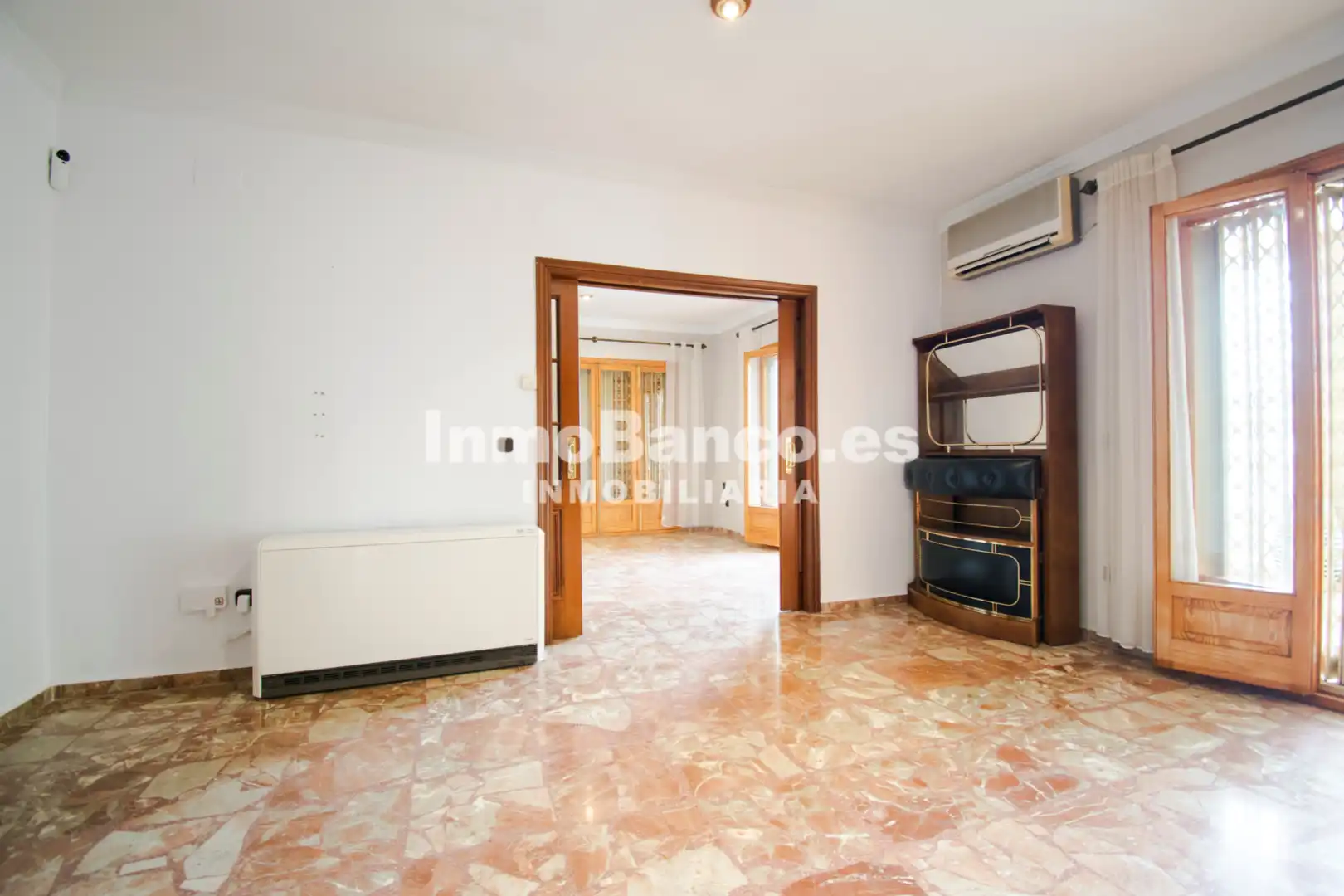 Vista exterior de Casa o chalet en venta en Chiva con Aire acondicionado, Calefacción y Jardín privado