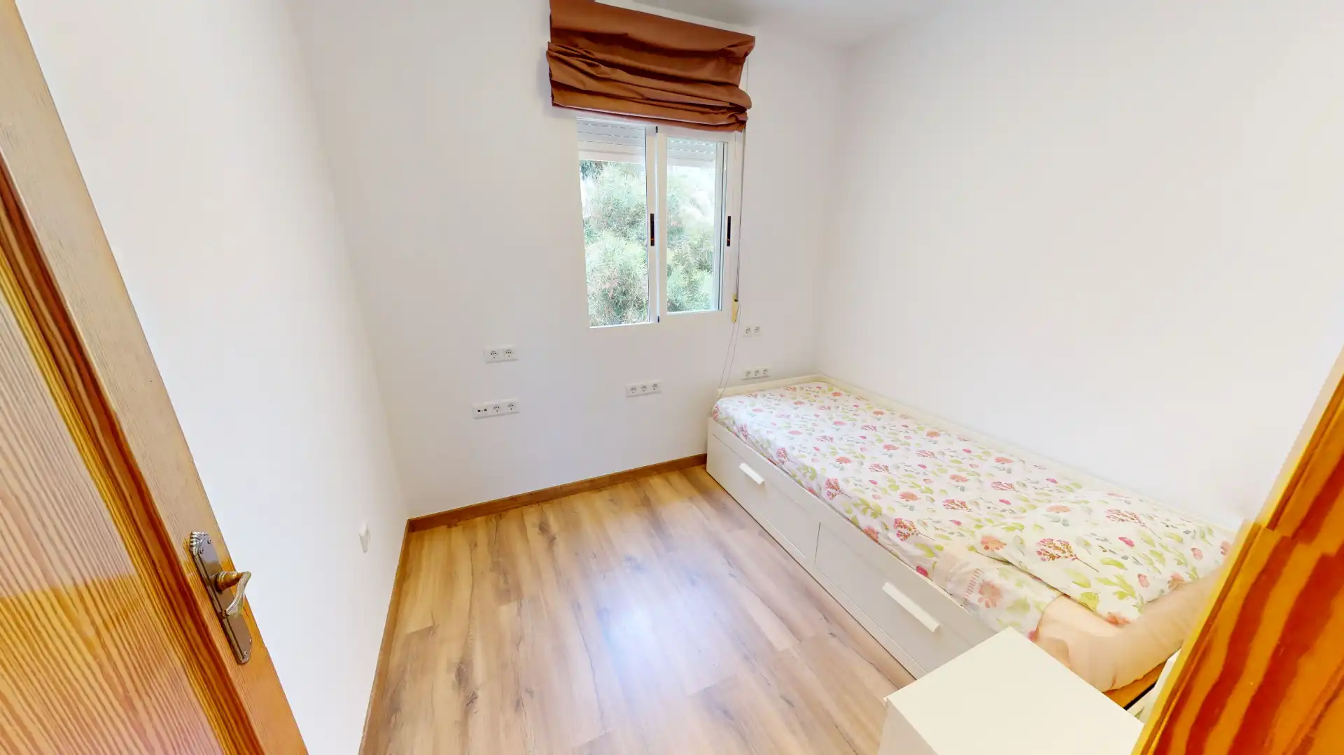 Schlafzimmer von Einfamilien-Reihenhaus zum Verkauf in El Campello mit Klimaanlage, Privatgarten und Terrasse