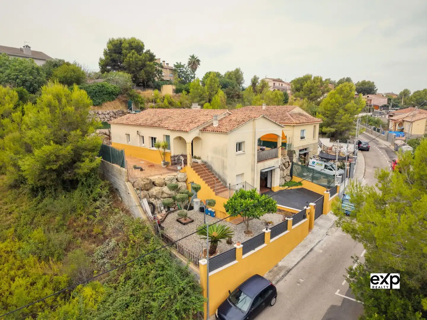 Außenansicht von Haus oder Chalet zum Verkauf in Calafell mit Heizung, Privatgarten und Terrasse