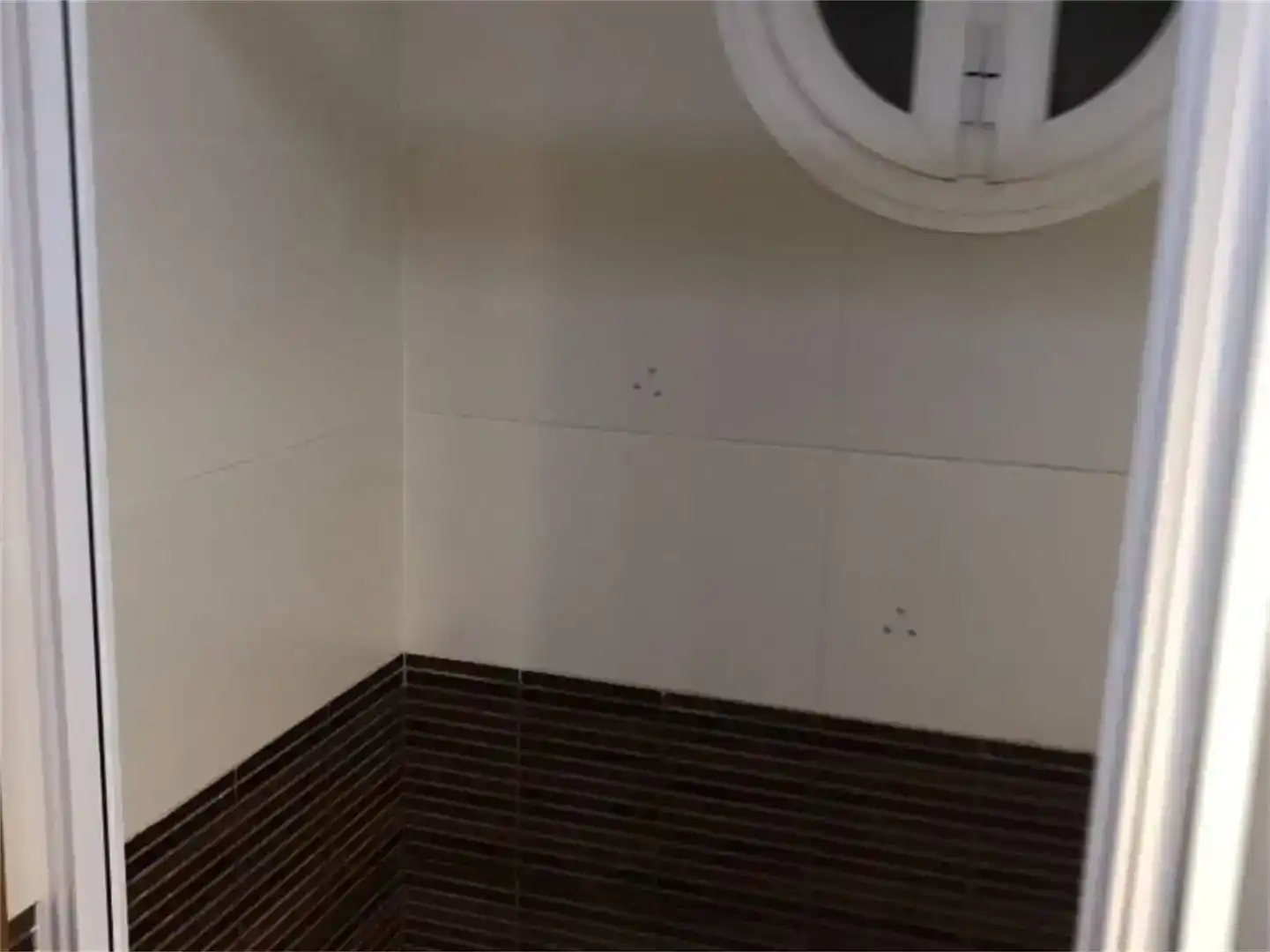 Bathroom of Flat for rent in Montequinto  with Air Conditioner and Furnished