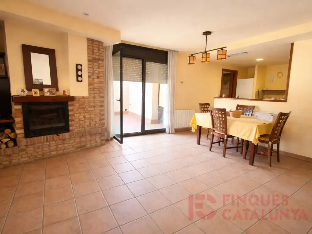 House for sale in Calle St Marti