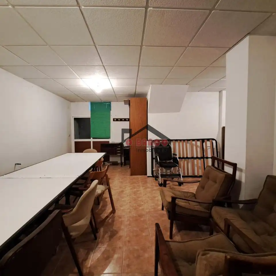 Casa amb terrassa en venda a AVDA BIERZO, imagen 22