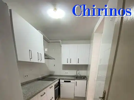 Cocina de Piso de alquiler en Córdoba con Aire acondicionado y Lavadora