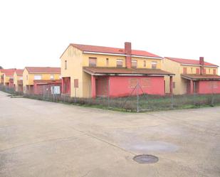 Vista exterior de Casa o xalet en venda en Modúbar de la Emparedada