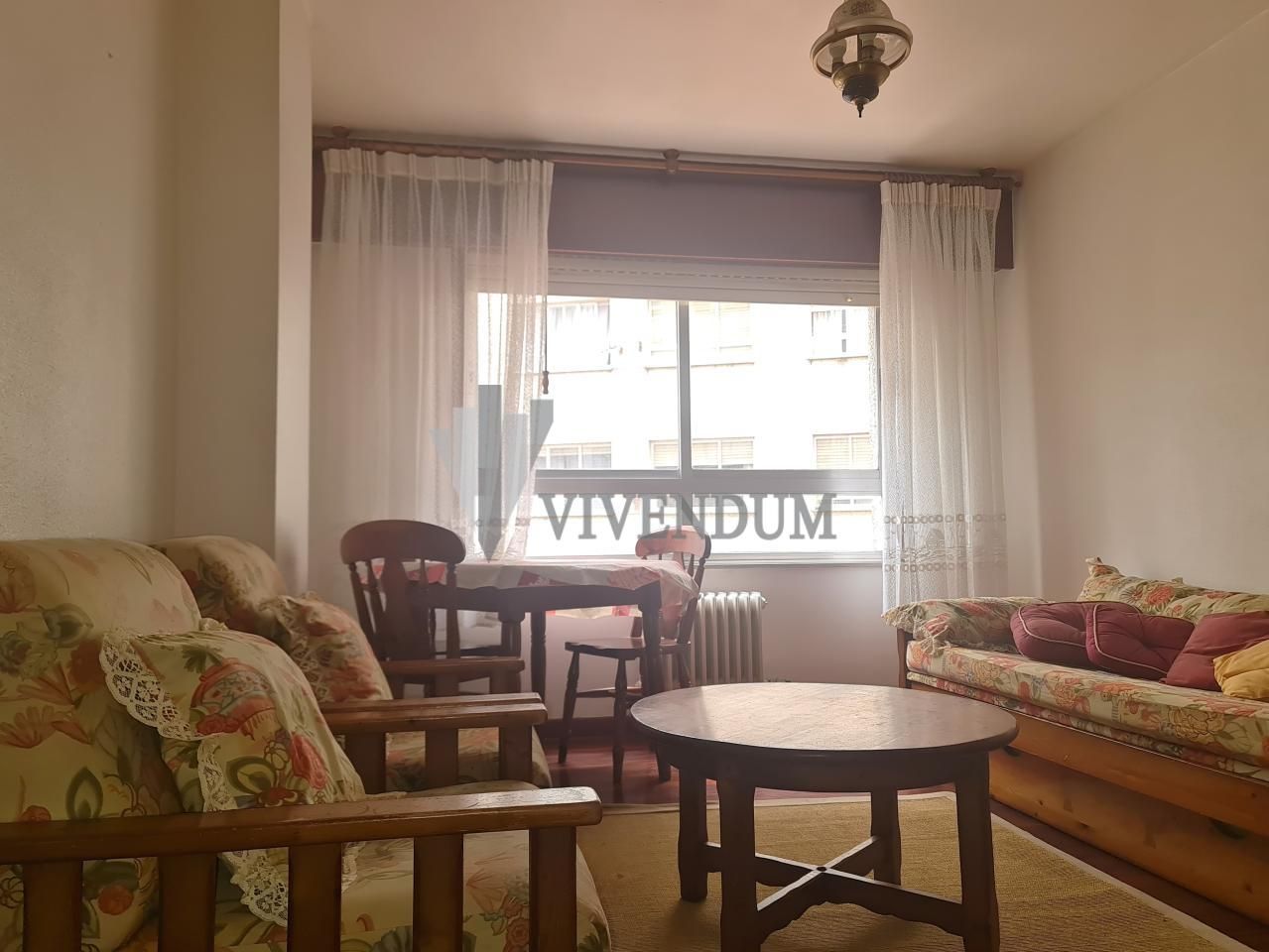 Sala de estar de Piso de alquiler en Santiago de Compostela  con Calefacción, Terraza y Trastero
