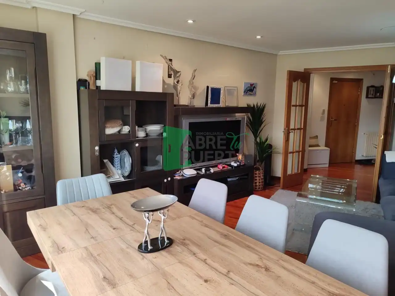 Dining room of Duplexes for sale in Ourense Capital   with Heating, Parquet flooring and Storage room