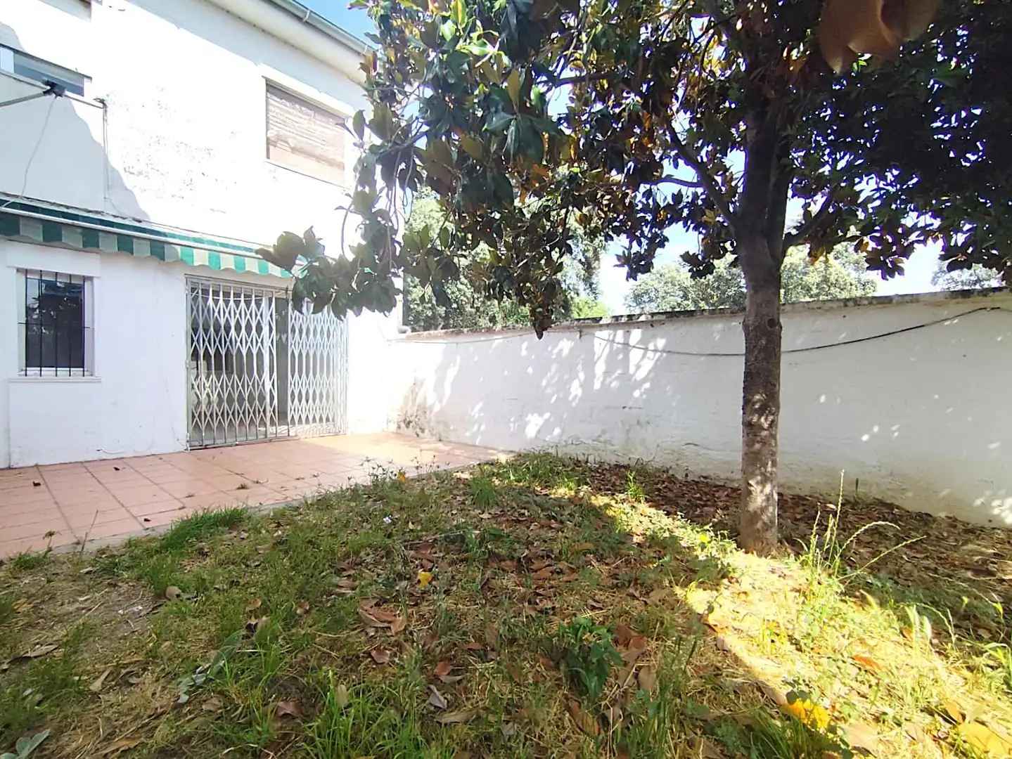 Jardí de Casa adosada en venda en Alagón del Río amb Jardí privat, Traster i Balcó