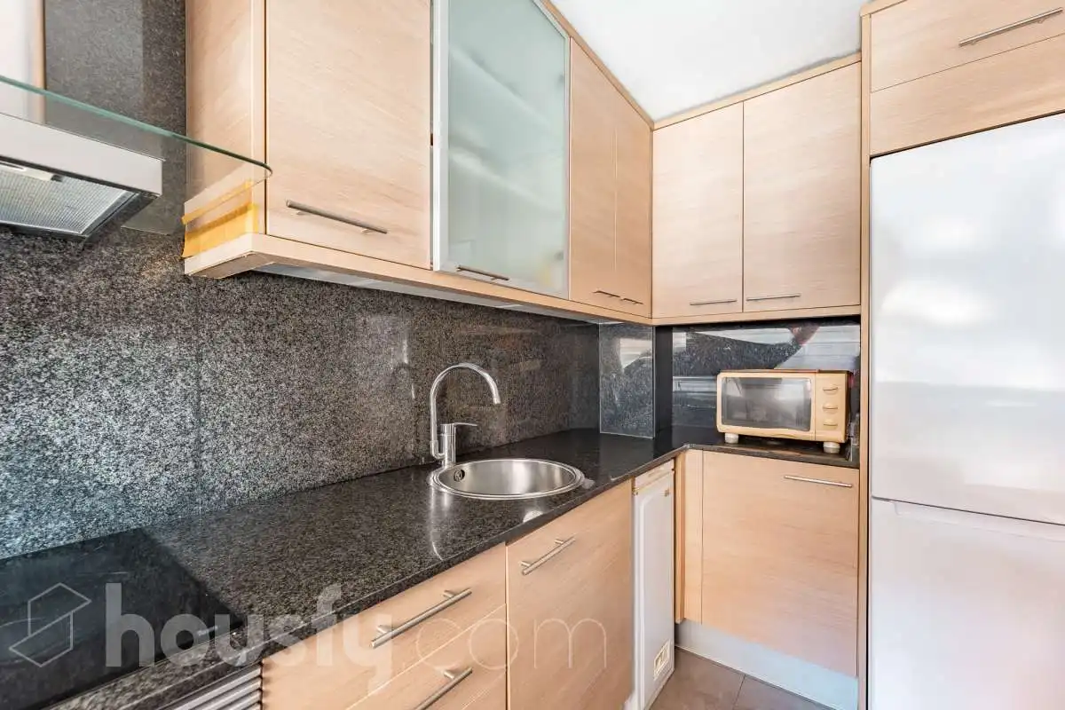 Kitchen of Ground floor for sale in Sabadell  with Air Conditioner, Heating and Parquet flooring