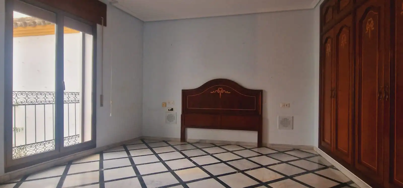 Dormitori de Casa o xalet en venda en Córdoba amb Aire condicionat, Calefacció i Jardí privat