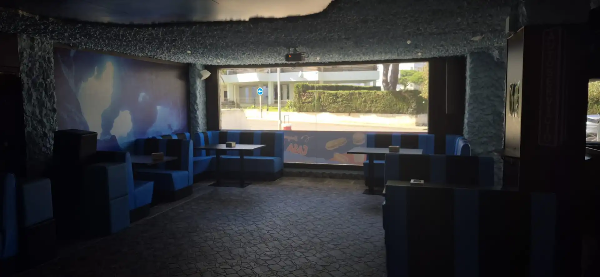 Commercial properties for sale in El Portil  with Air Conditioner, Furnished and Internet