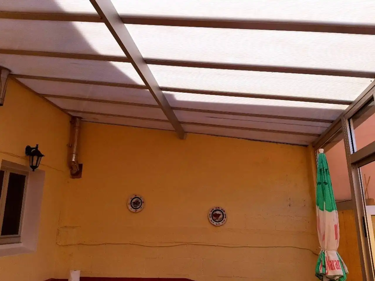 Terrassa de Casa o xalet en venda en Cariño amb Moblat