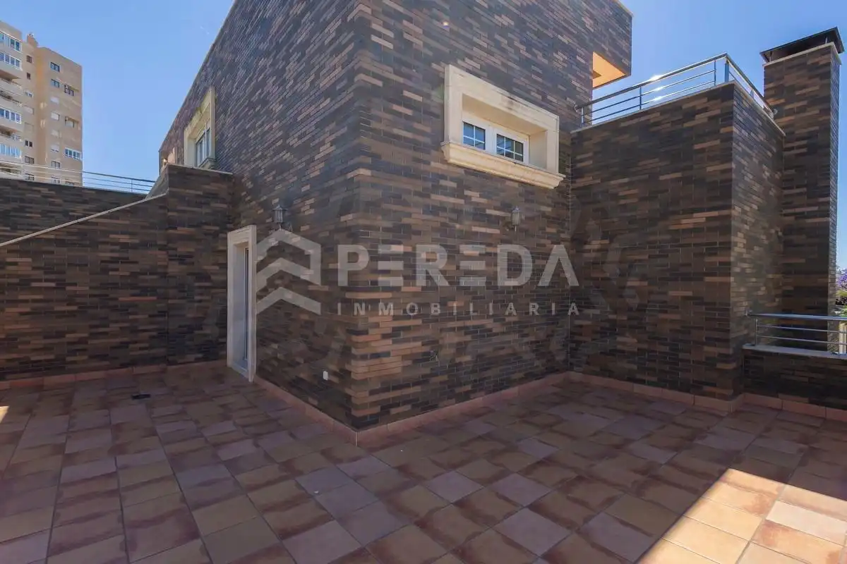 Terraza de Casa o chalet en venta en Roquetas de Mar con Aire acondicionado, Jardín privado y Piscina