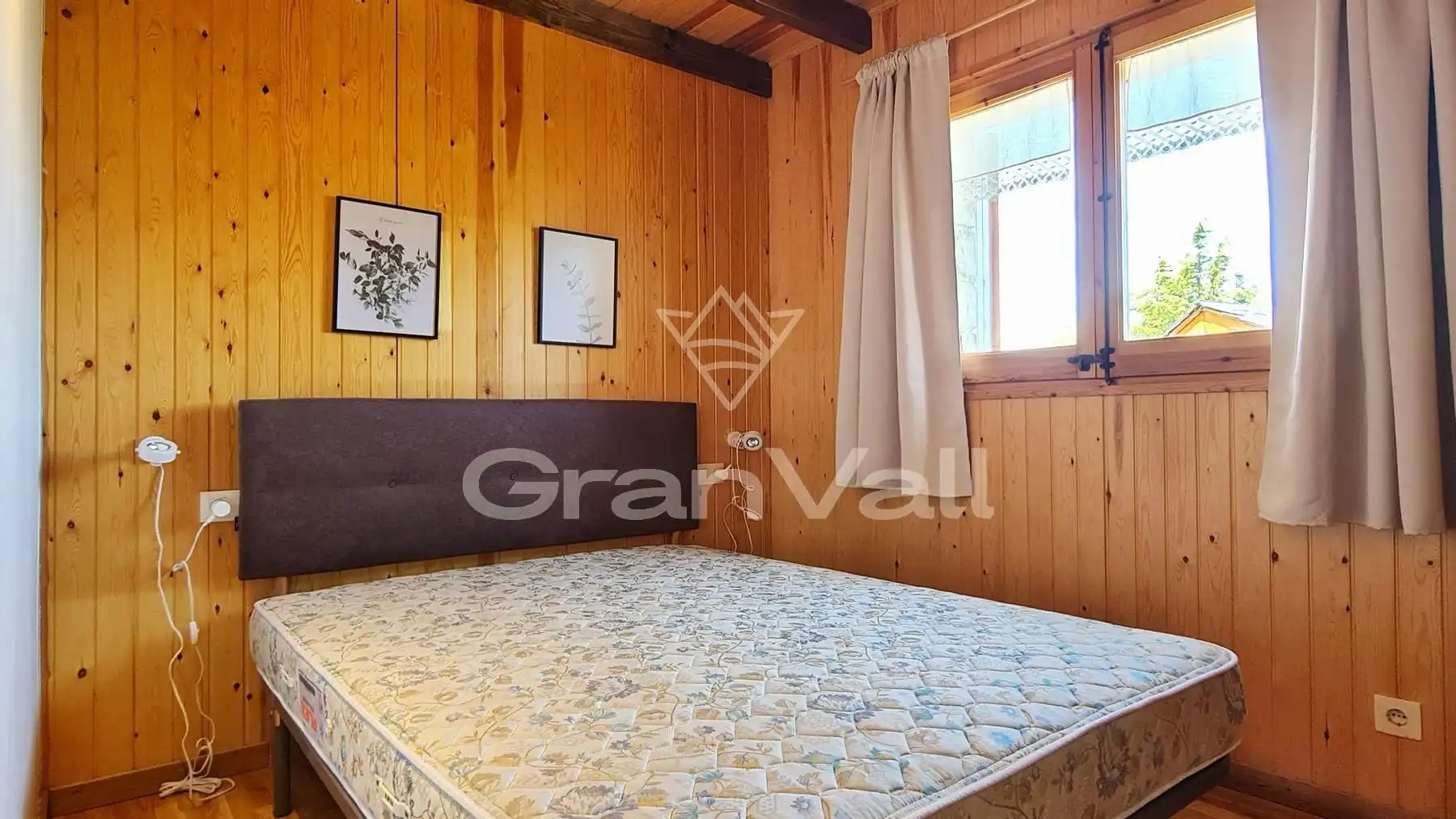 Dormitori de Casa adosada en venda en Fontanals de Cerdanya amb Calefacció, Jardí privat i Terrassa
