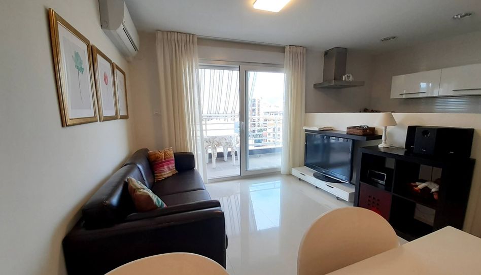 Apartamento en venta en Zona Pueblo - 2