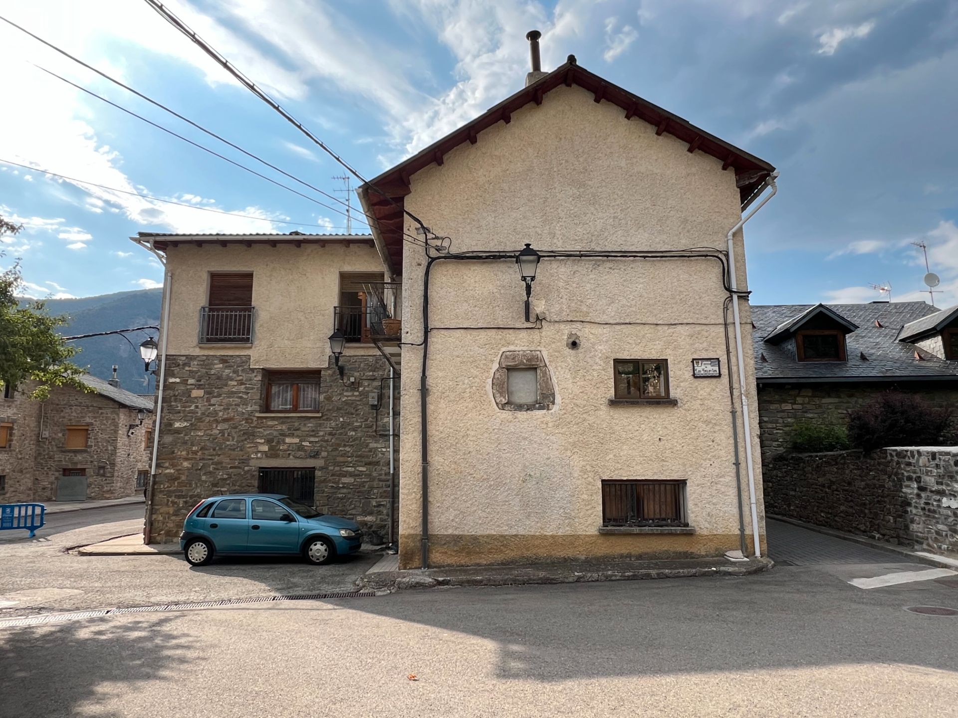 Vista exterior de Casa o chalet en venta en Villanúa con Balcón