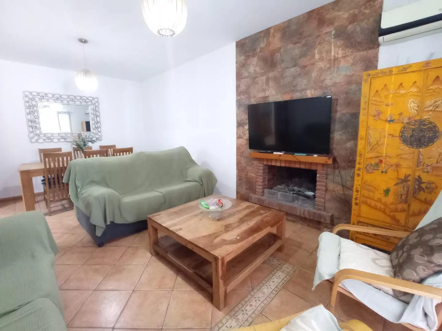 Living room of Houses for sale in Chiclana de la Frontera  with Air Conditioner, Private garden and Terrace